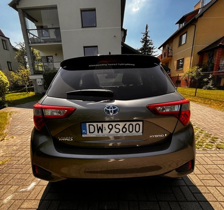 Toyota Yaris cena 57000 przebieg: 68000, rok produkcji 2017 z Wrocław małe 106